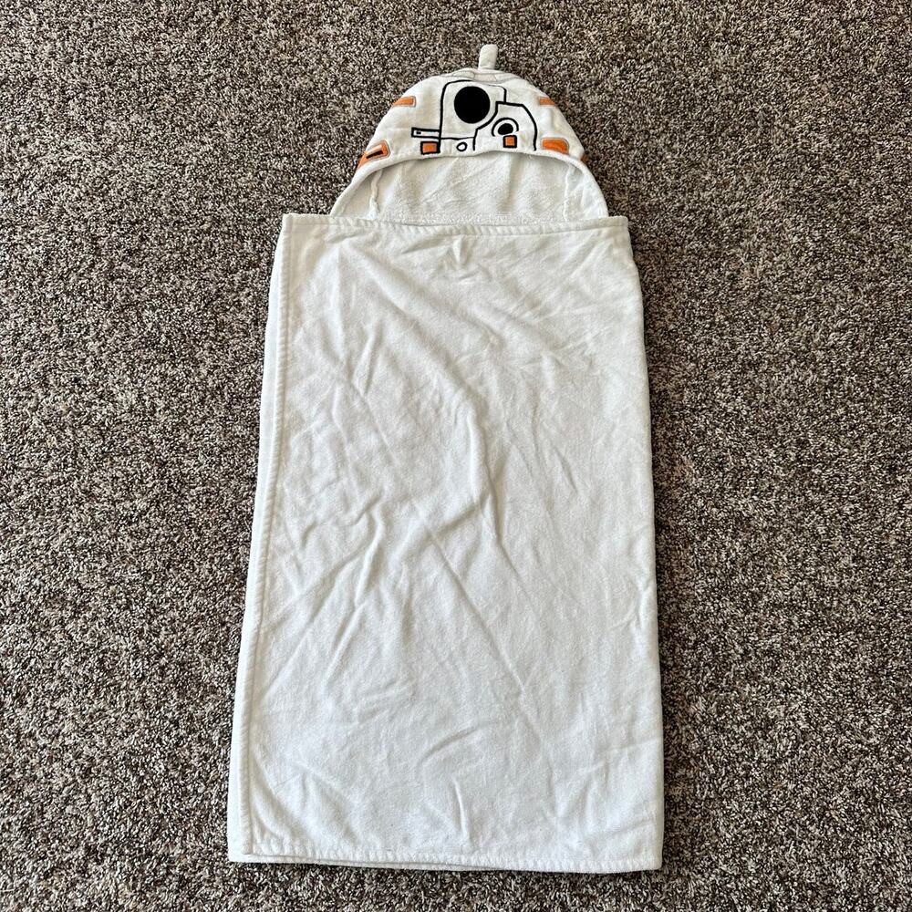 Pottery Barn Kids Star Wars hooded beach towel pool towel BB8